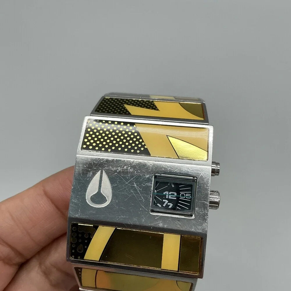 Nixon see photos