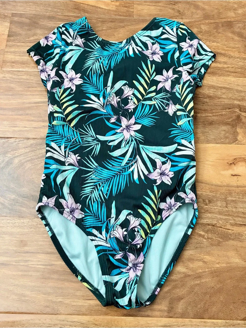 Art Class Girl’s One Piece Tropical Swimsuit Size M (7-8)
