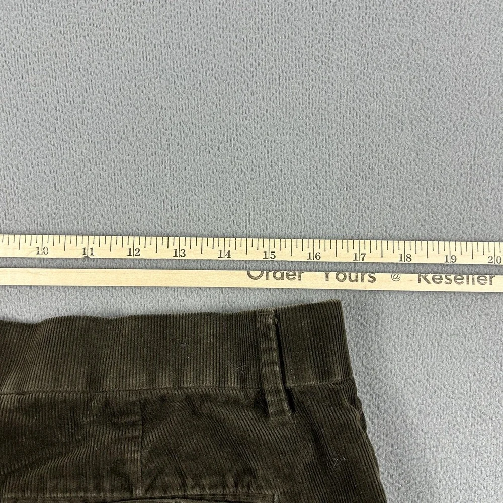 Banana Republic brand banana