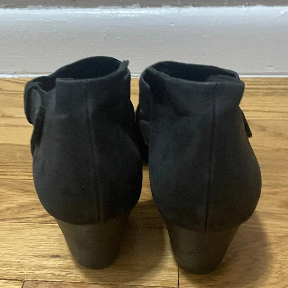 Eileen Fisher eileen fisher