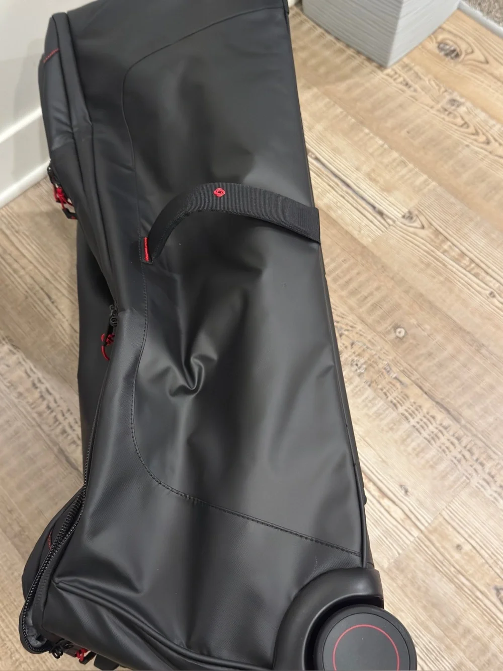 Samsonite large rolling