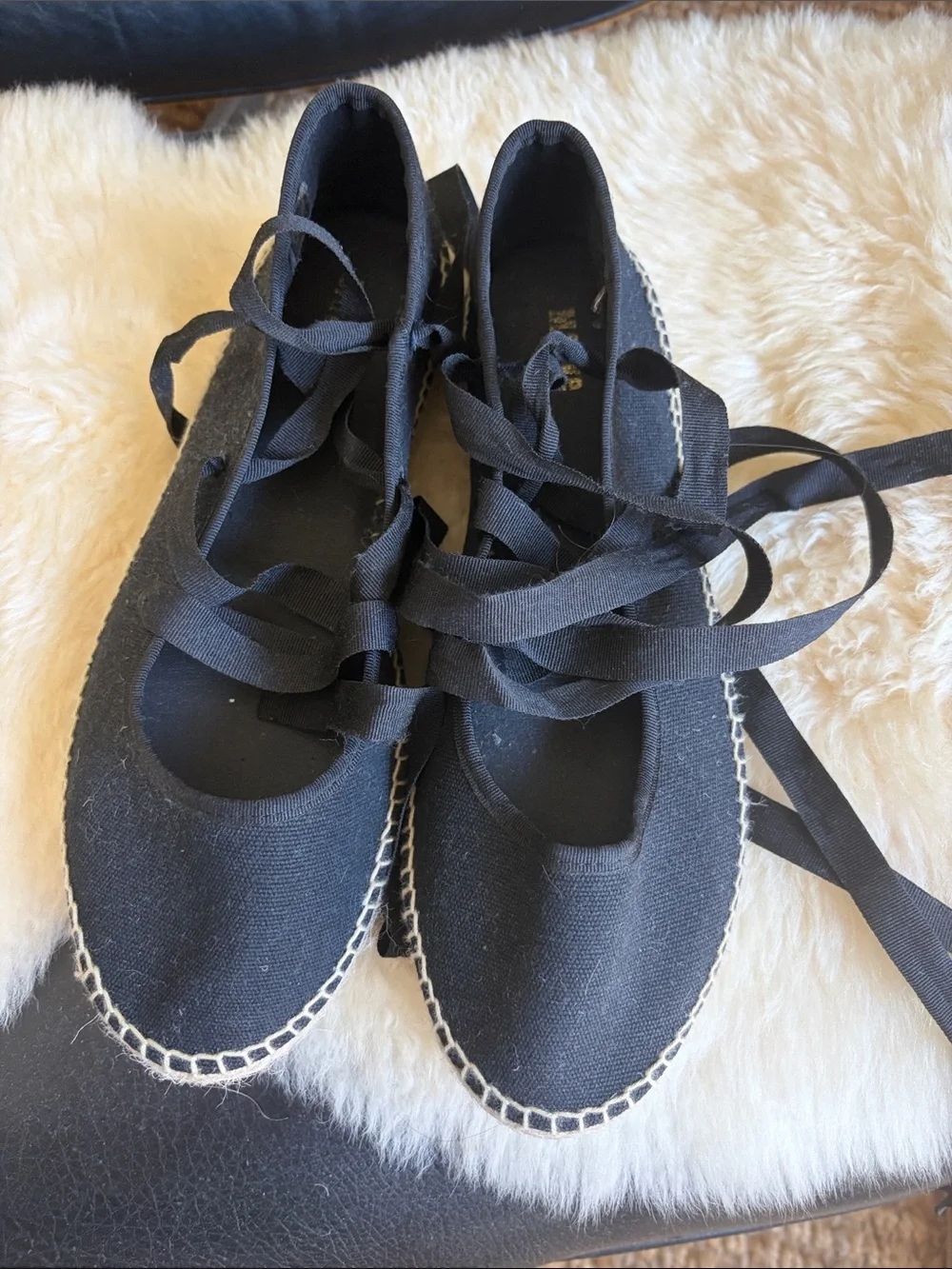 Maeve classic black