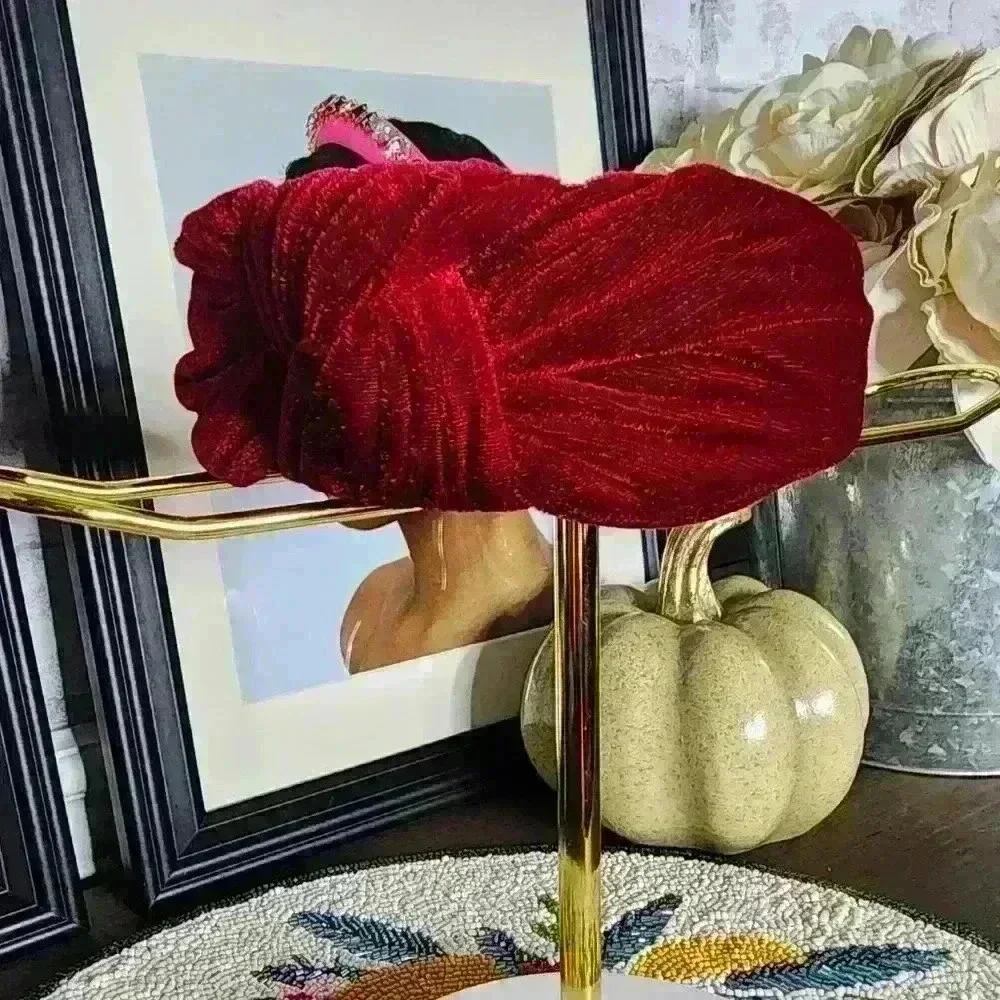 N/A ✨️beautiful velvet