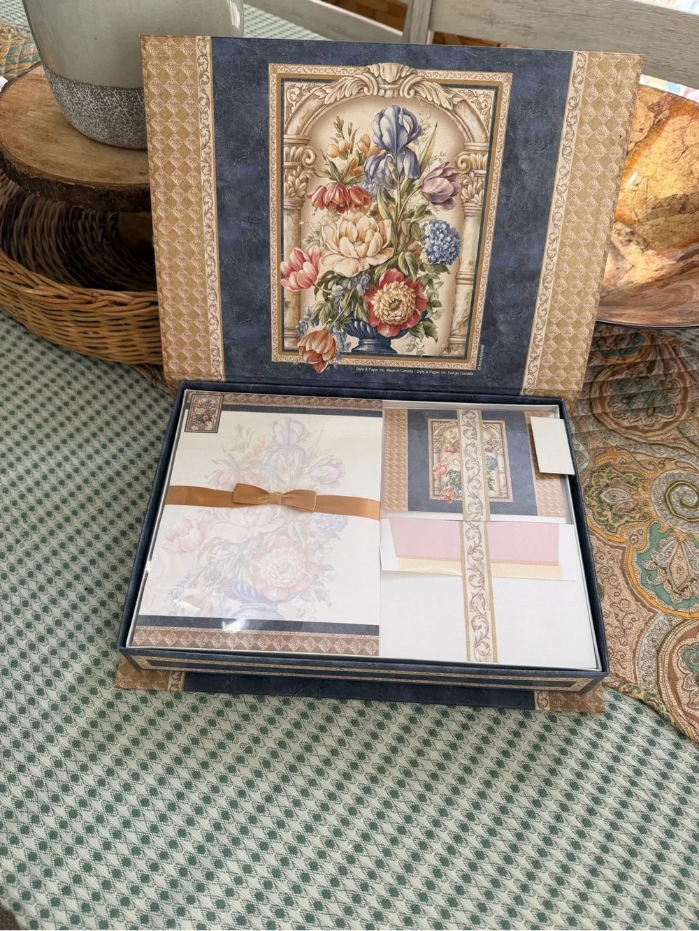 New Vintage Floral Stationary Note Set & Storage Box Cottagecore Floral  Envelop