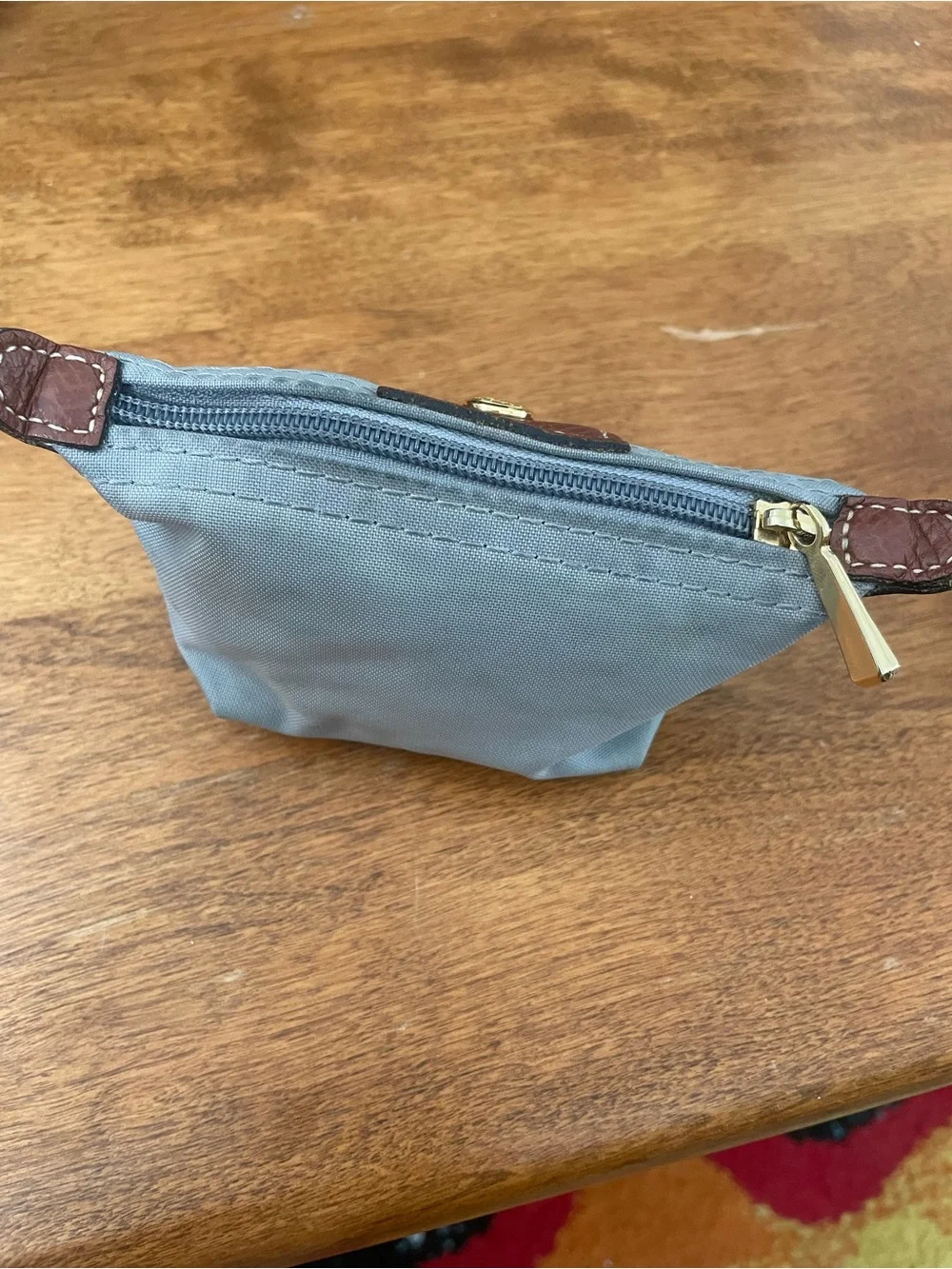 Longchamp compact gray
