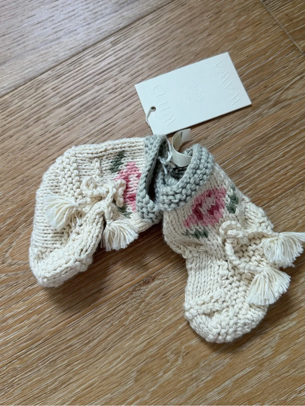 Wild Wawa • Knitted Rose Booties