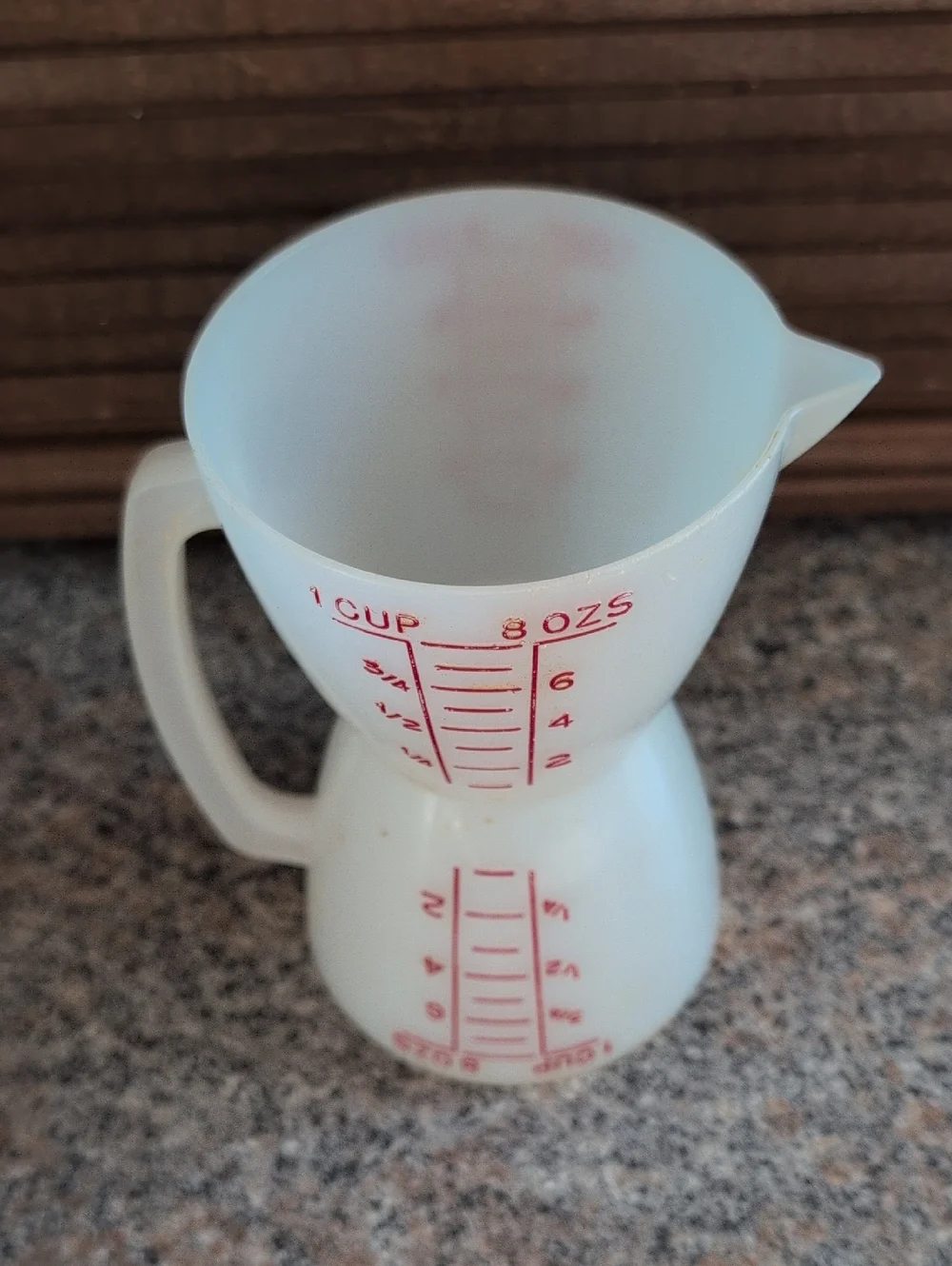Tupperware vintage hourglass