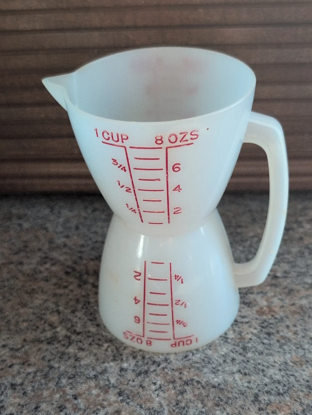 Tupperware vintage hourglass