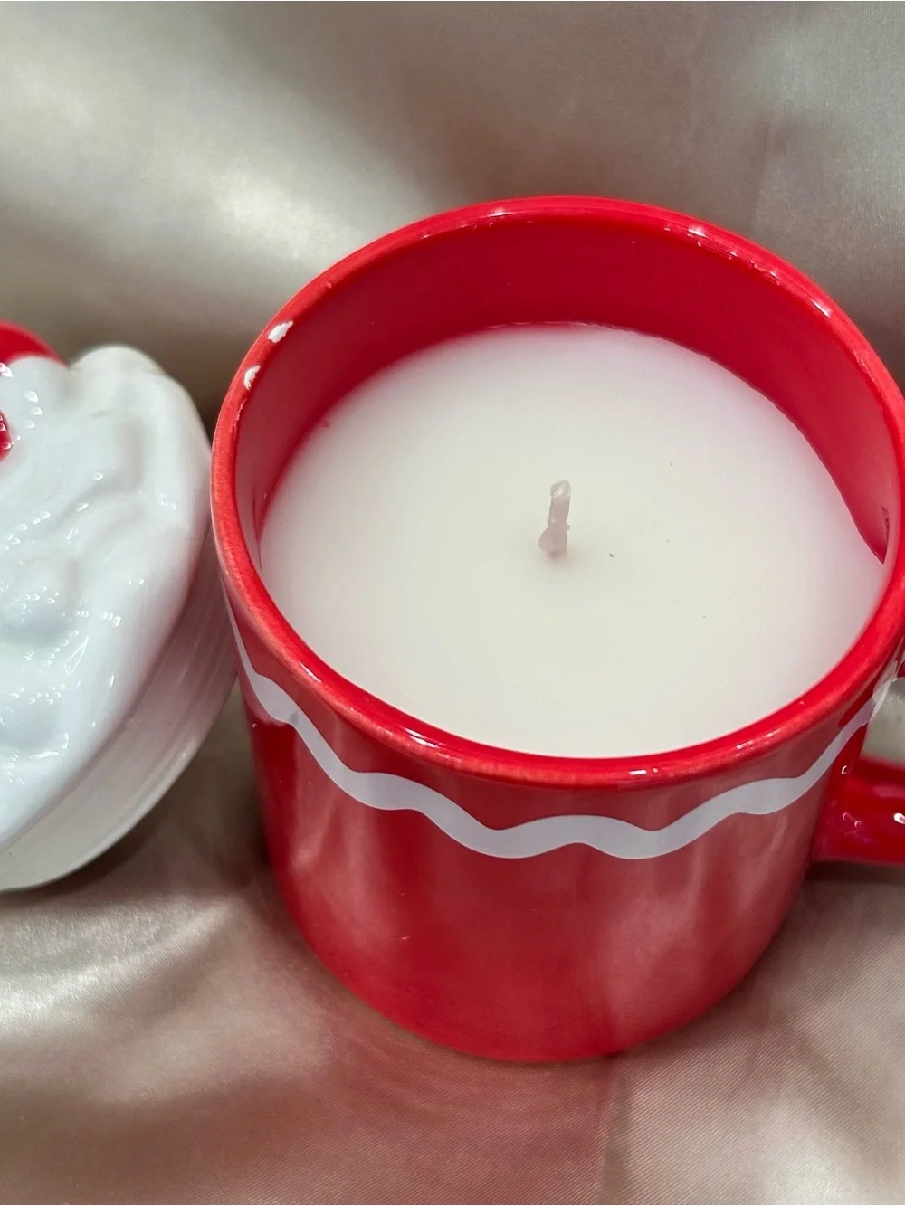 Urban Outfitters ceramic holiday
