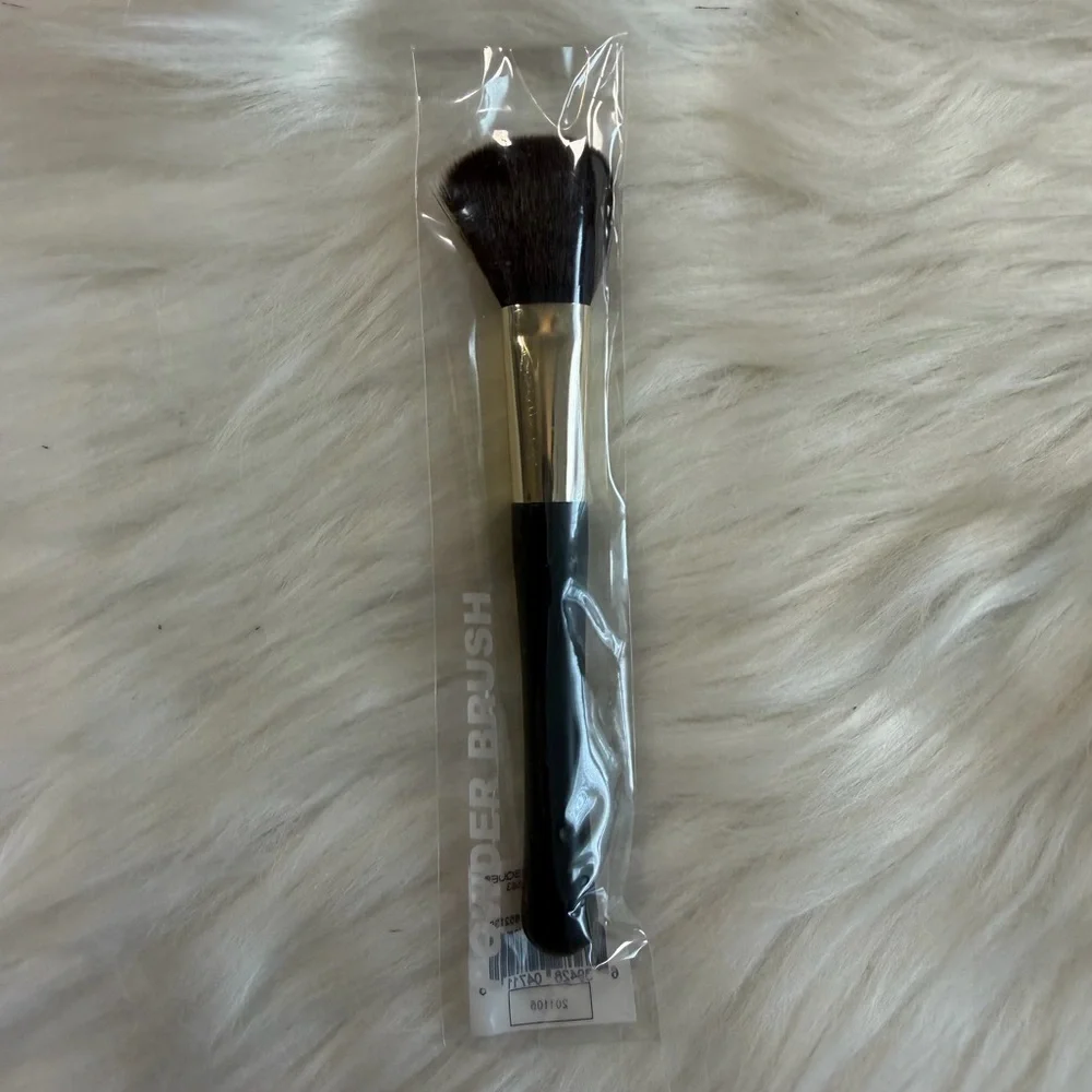 🩷5/$10🩷 Makeup Powder Brush with Black Handle