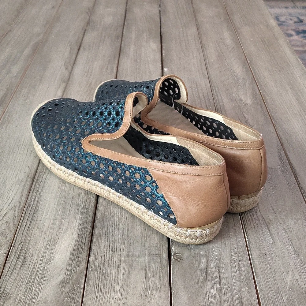 Stuart Weitzman easily complement