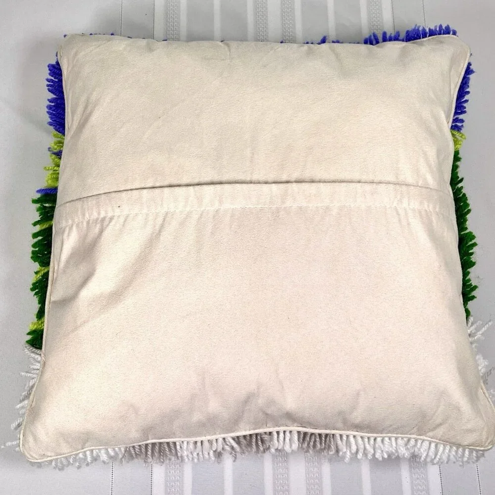 Handmade pillow pre