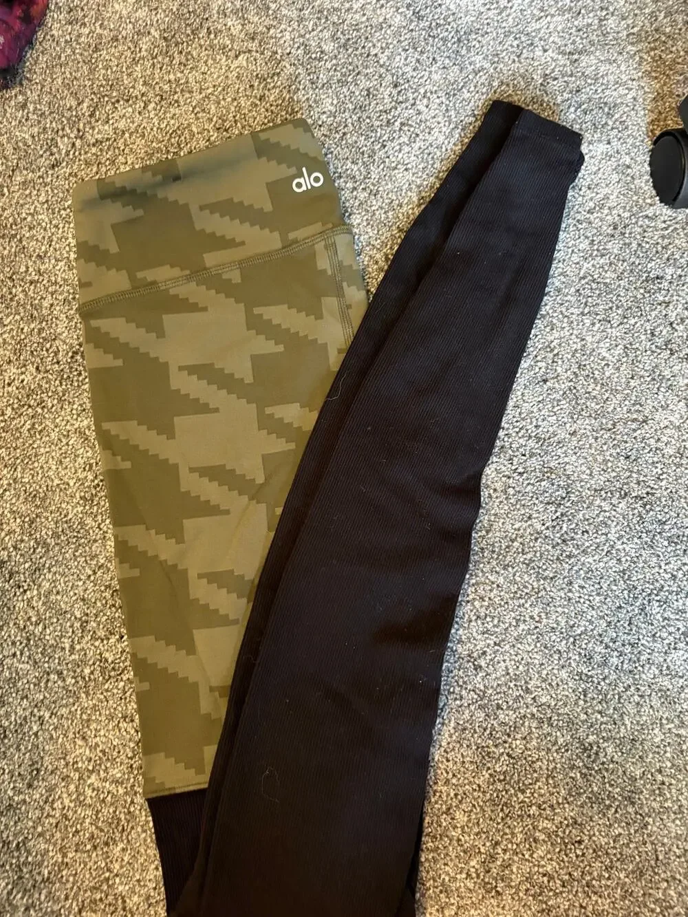 ALO Leg Split Camo Black Ribbed Legging