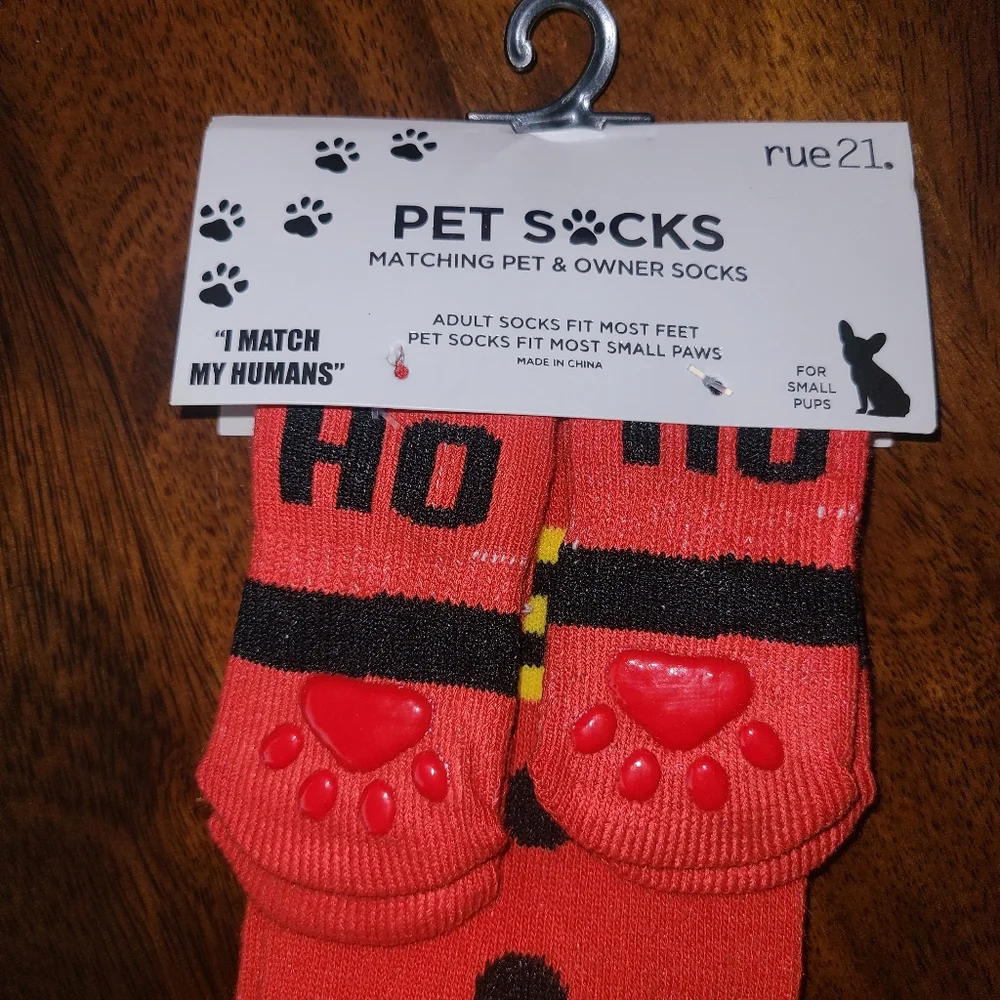 Rue21 pet socks