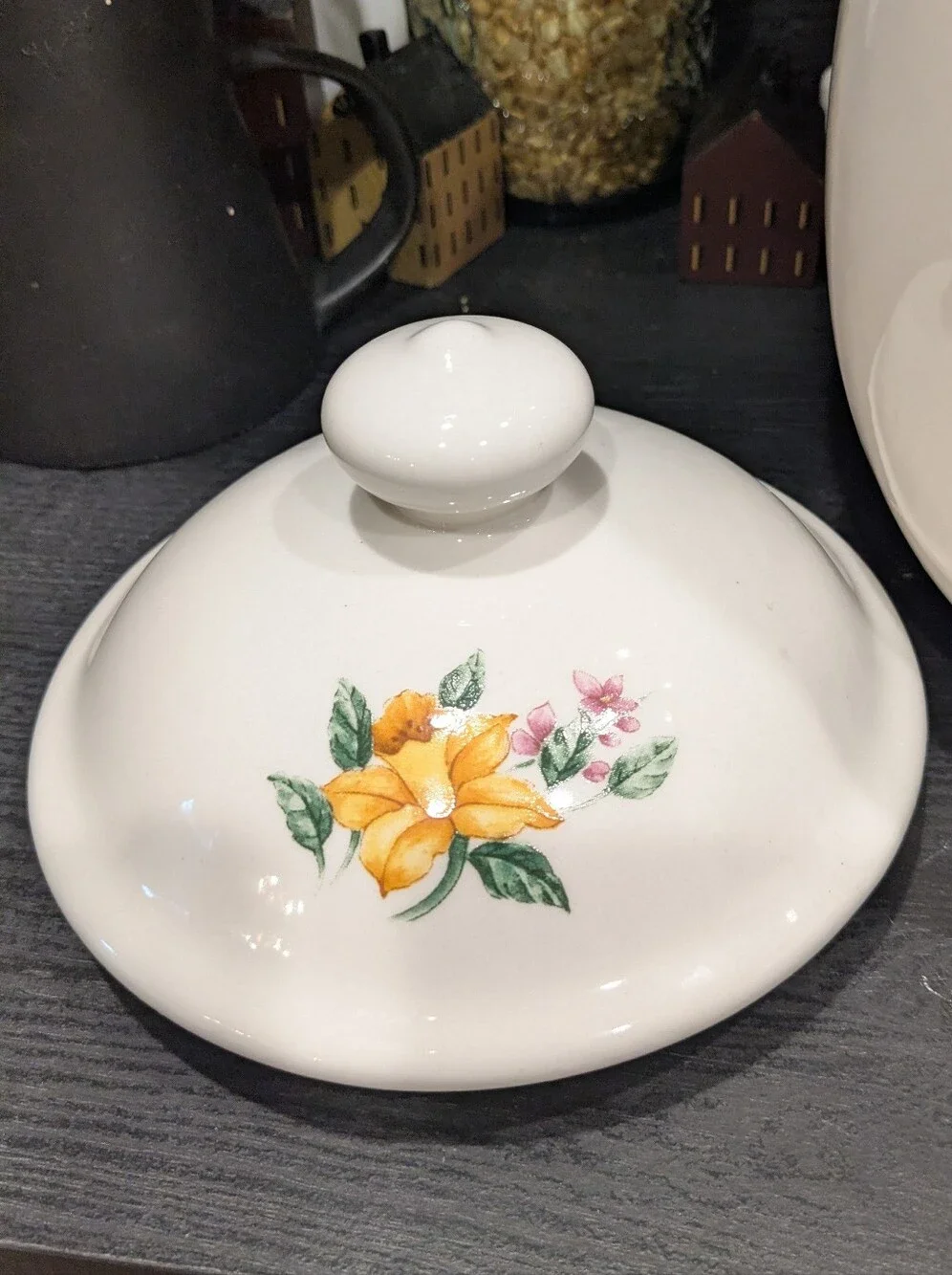Thomson Pottery beautiful vintage