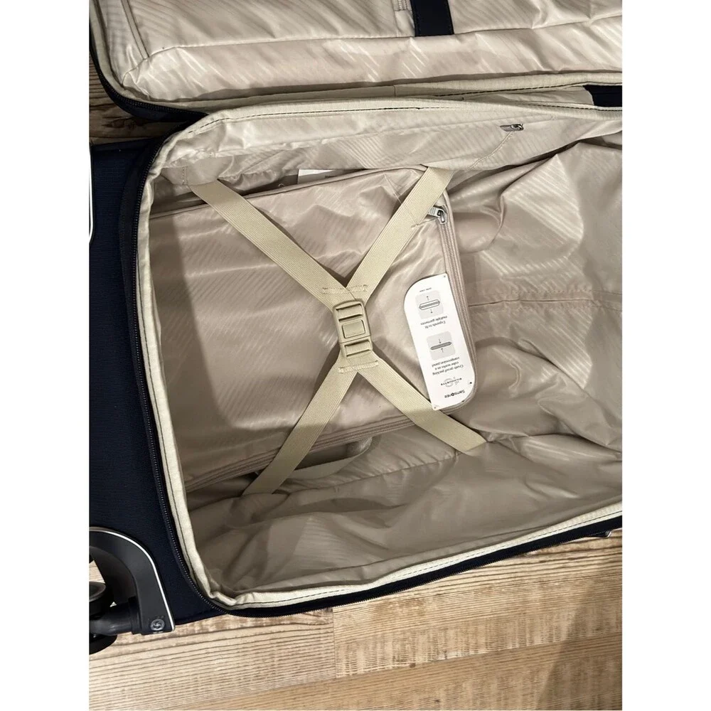 Samsonite compact spinner
