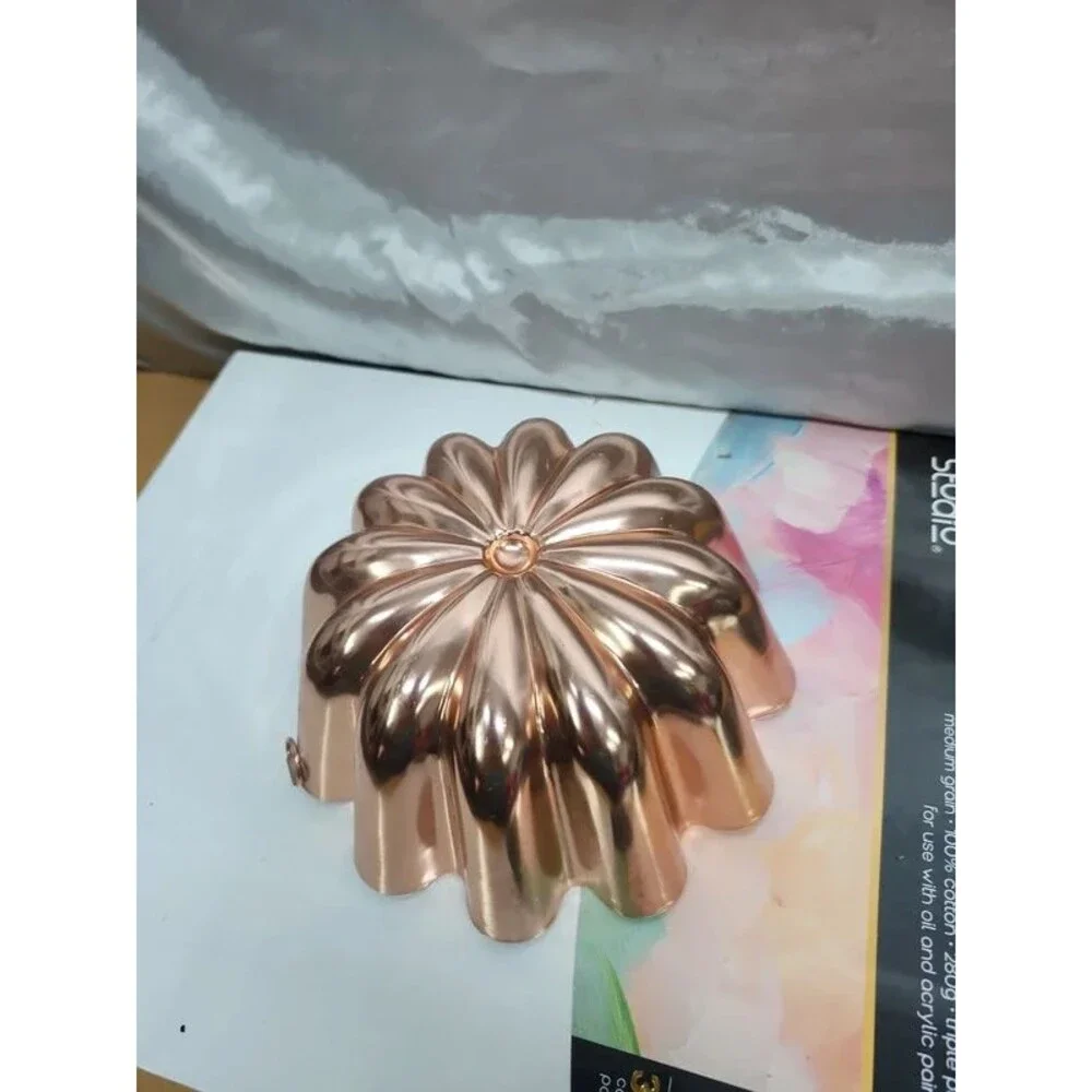 Copper baking, jello mold 3.5 cups with hook