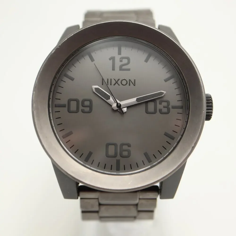 Nixon corporal ss
