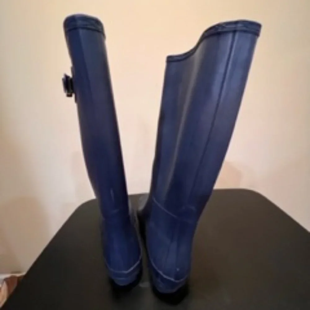 Hunter size blue