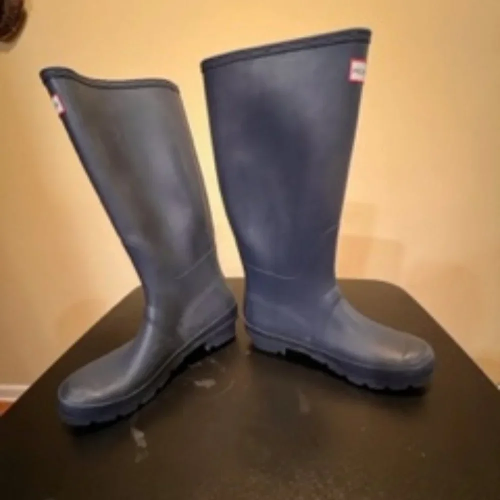 Hunter size blue