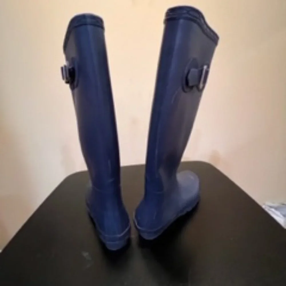 Hunter size blue