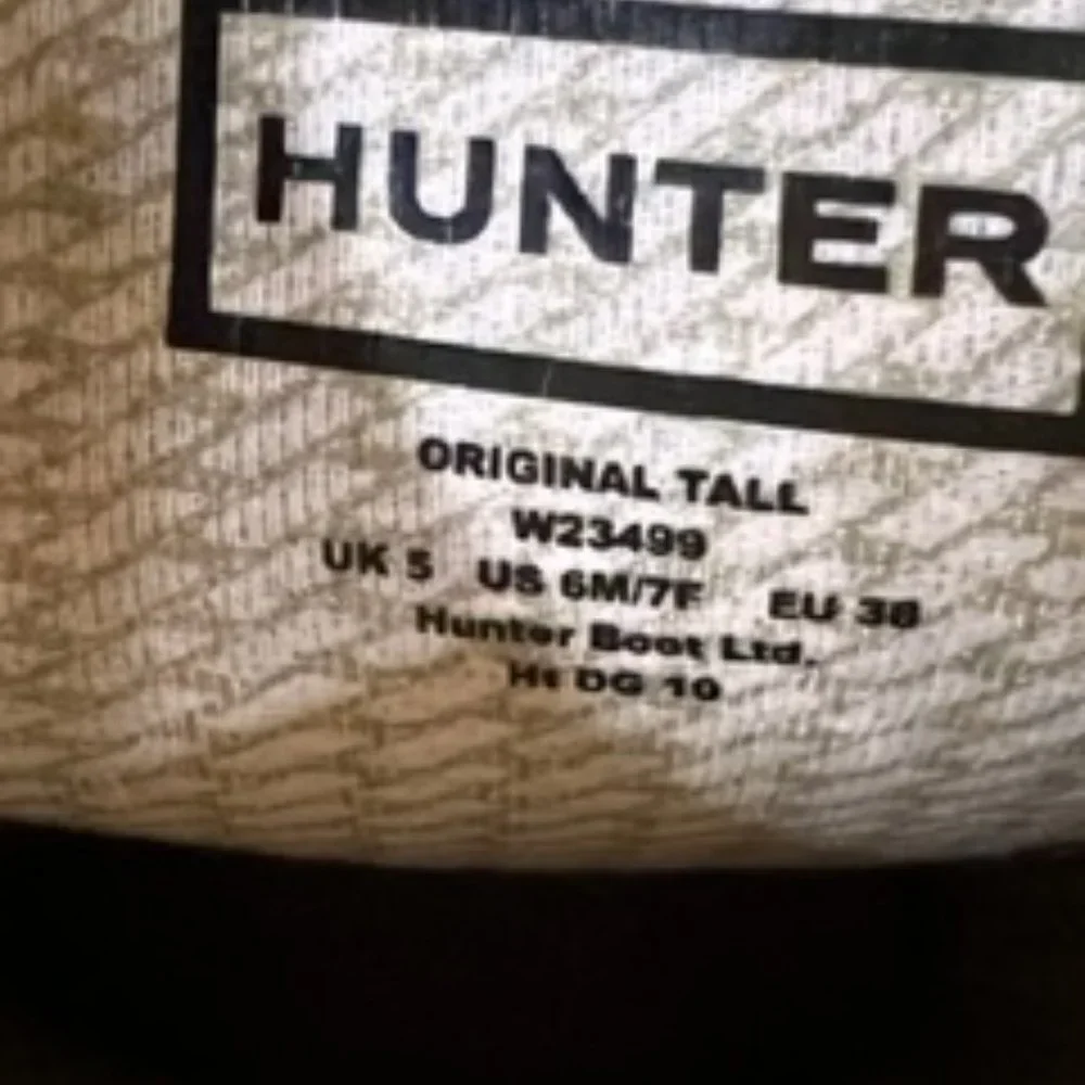 Hunter size blue