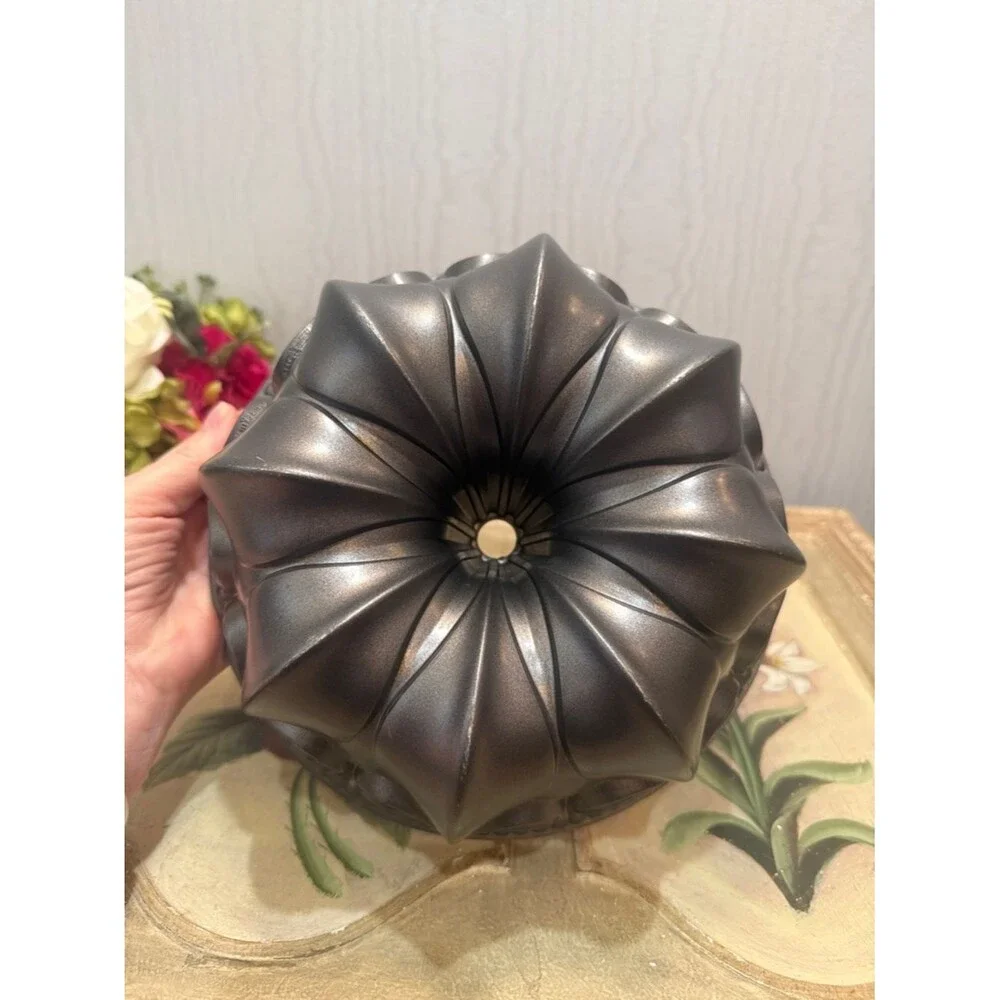 Unbranded nordic ware