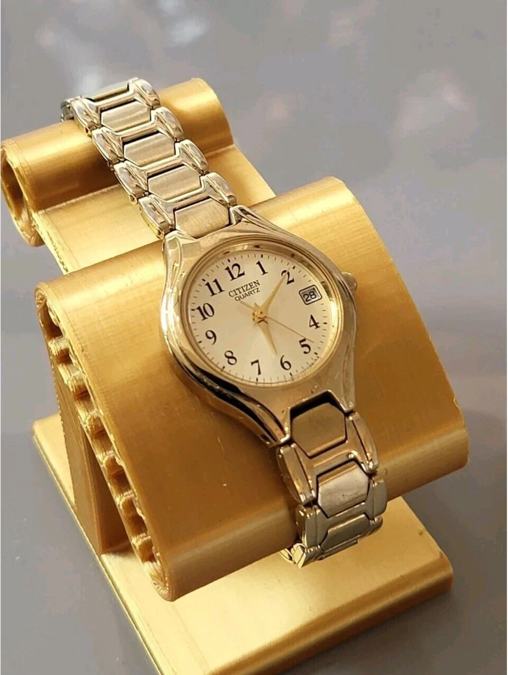 Citizen Women's Watch EU2252-56P Quartz Gold Dial Stainless Steel 23mm Near Mint