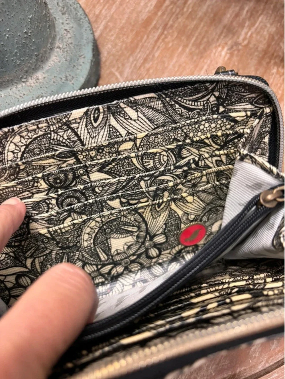 Sakroots black wristlet white