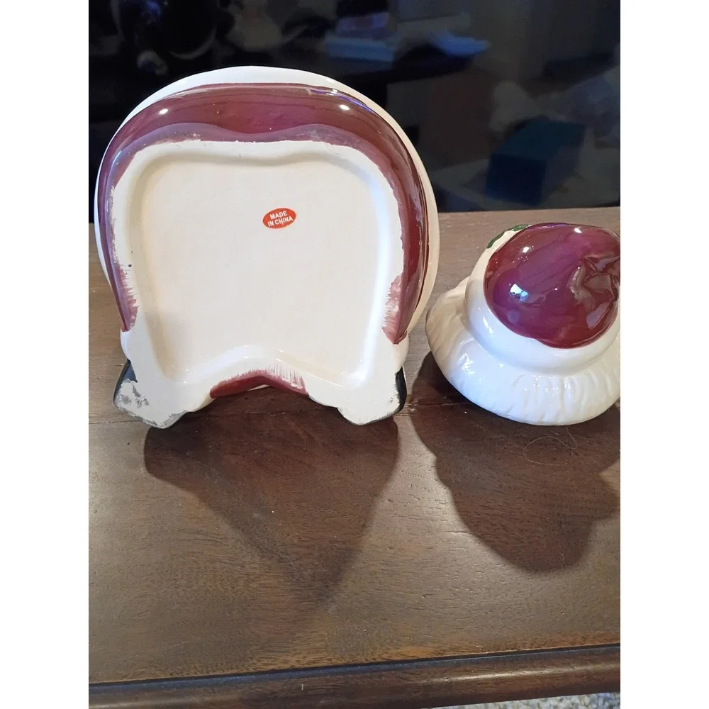 Unbranded charming ceramic