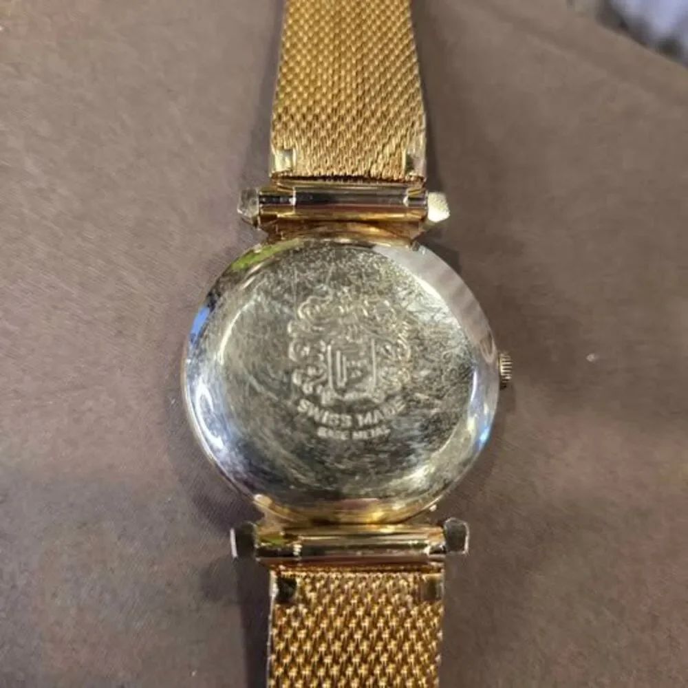 Cromwell as vintage