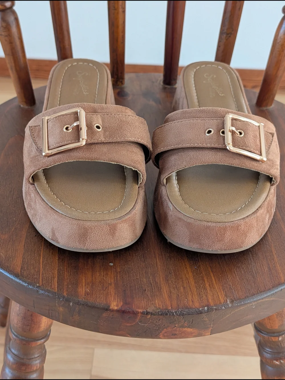 Seychelles brown suede
