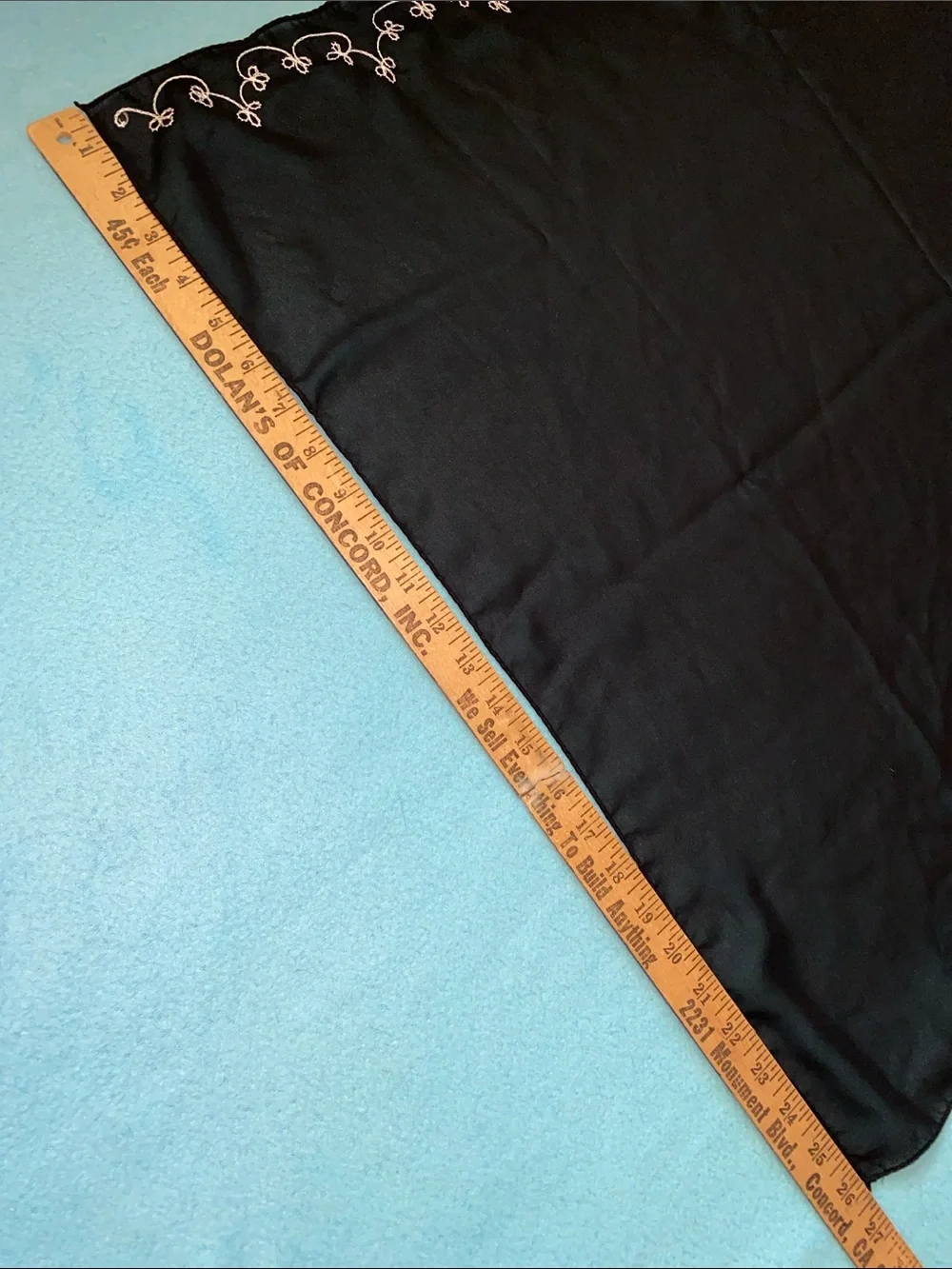 unknown wrap scarf
