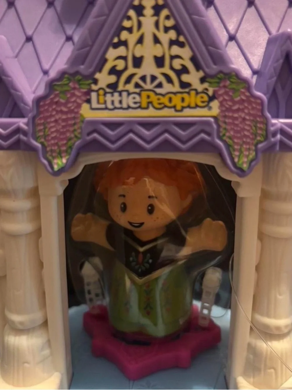 Fisher-Price figure princess roof