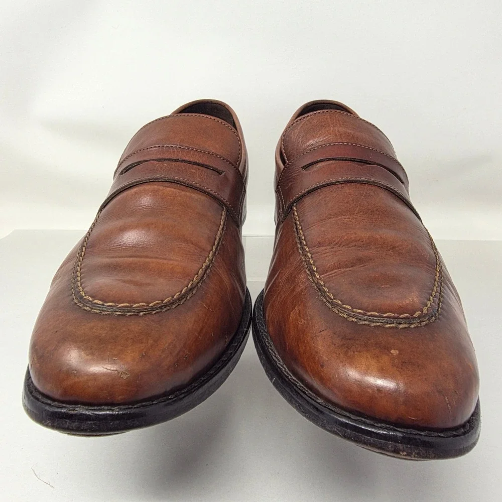 Cole Haan ships from