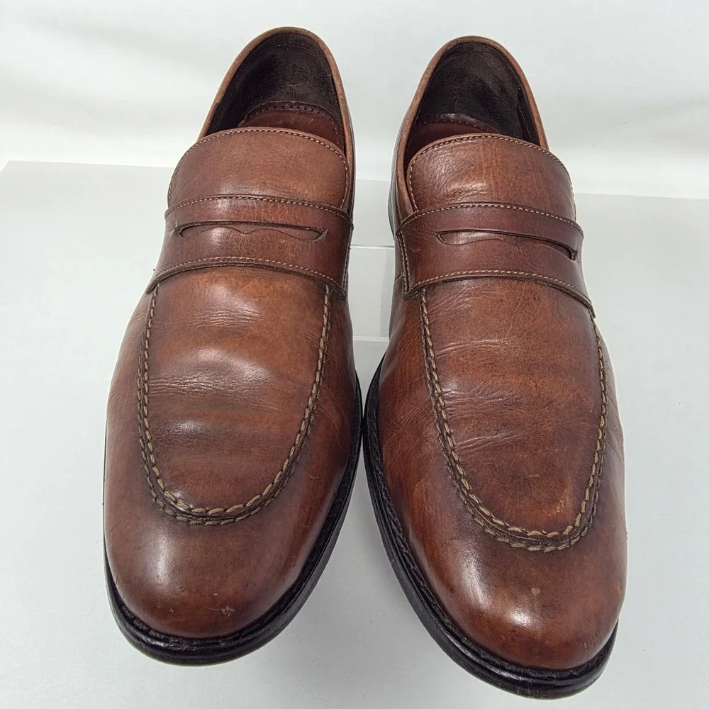 Cole Haan ships from