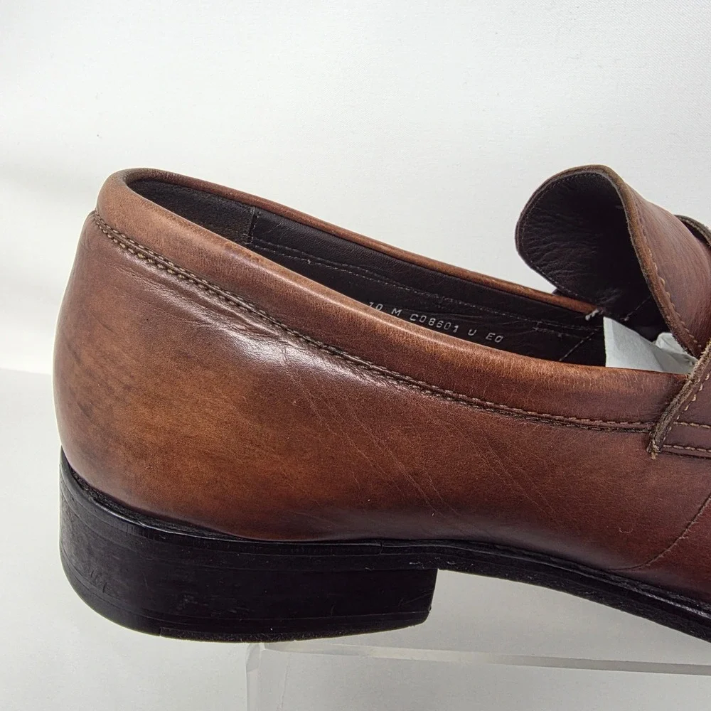 Cole Haan ships from
