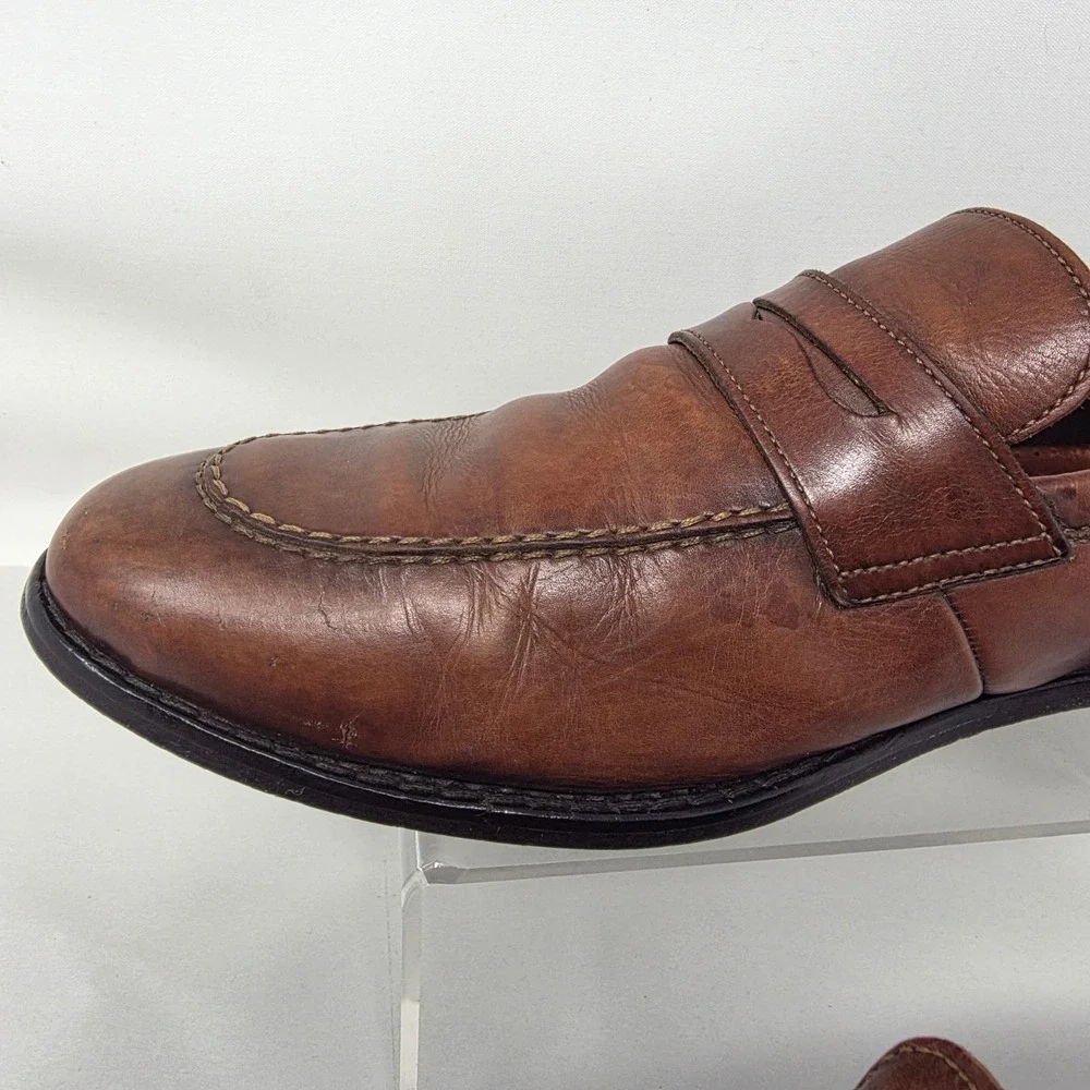 Cole Haan ships from