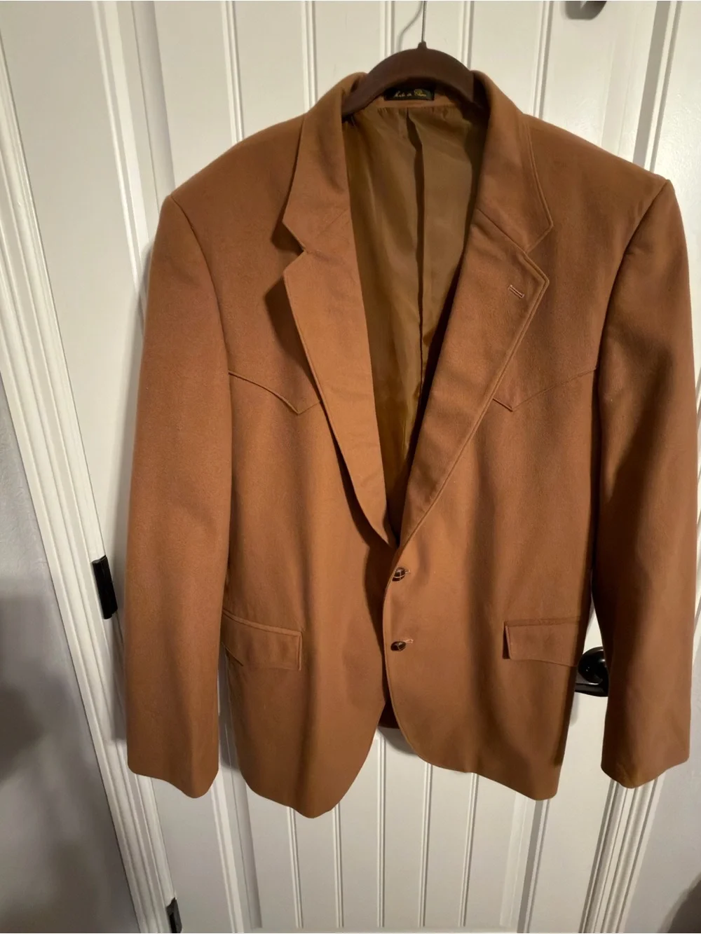 Circle S Vintage Men's Western-Style Blazer in Camel. Size 48L