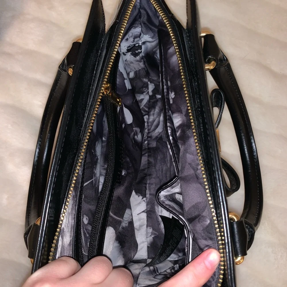 Ted Baker sleek ted