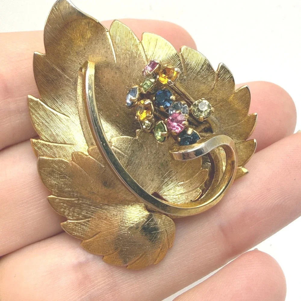 Coro vintage brooch