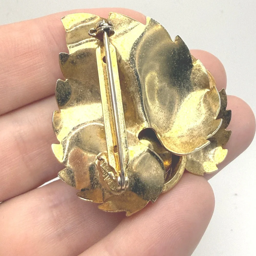 Coro vintage brooch
