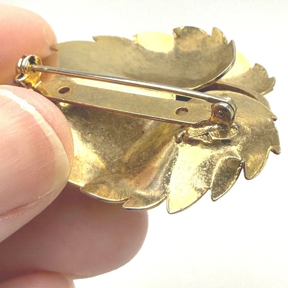 Coro vintage brooch