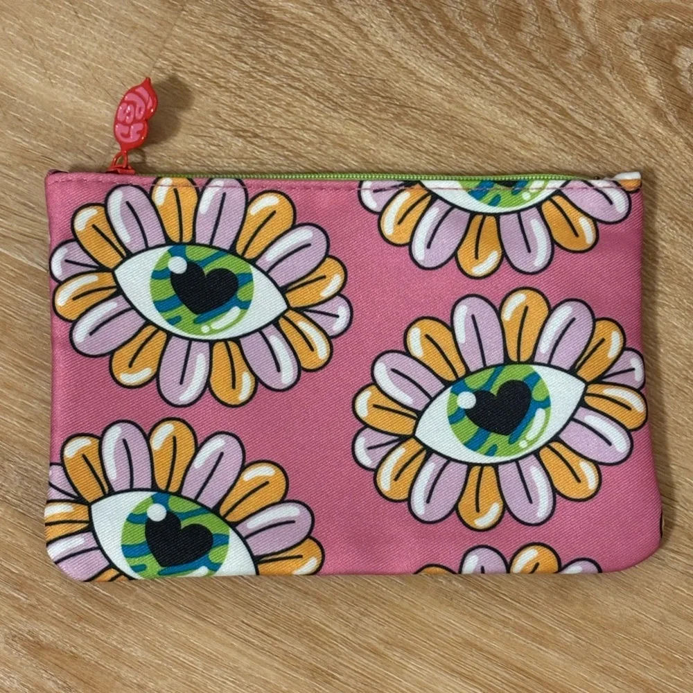ipsy vibrant pink