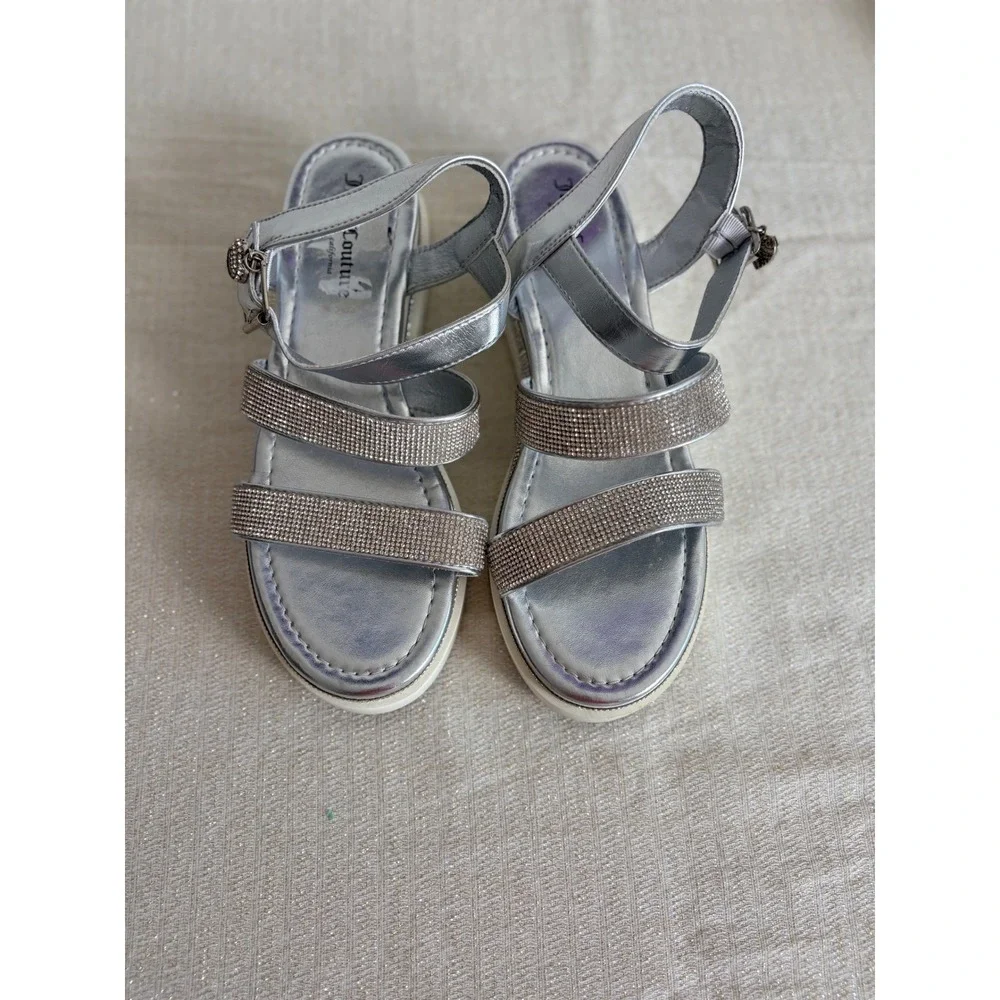 Juicy Couture Tonko‎ Silver Metallic Rhinestone Platform Sandals Womens 9.5