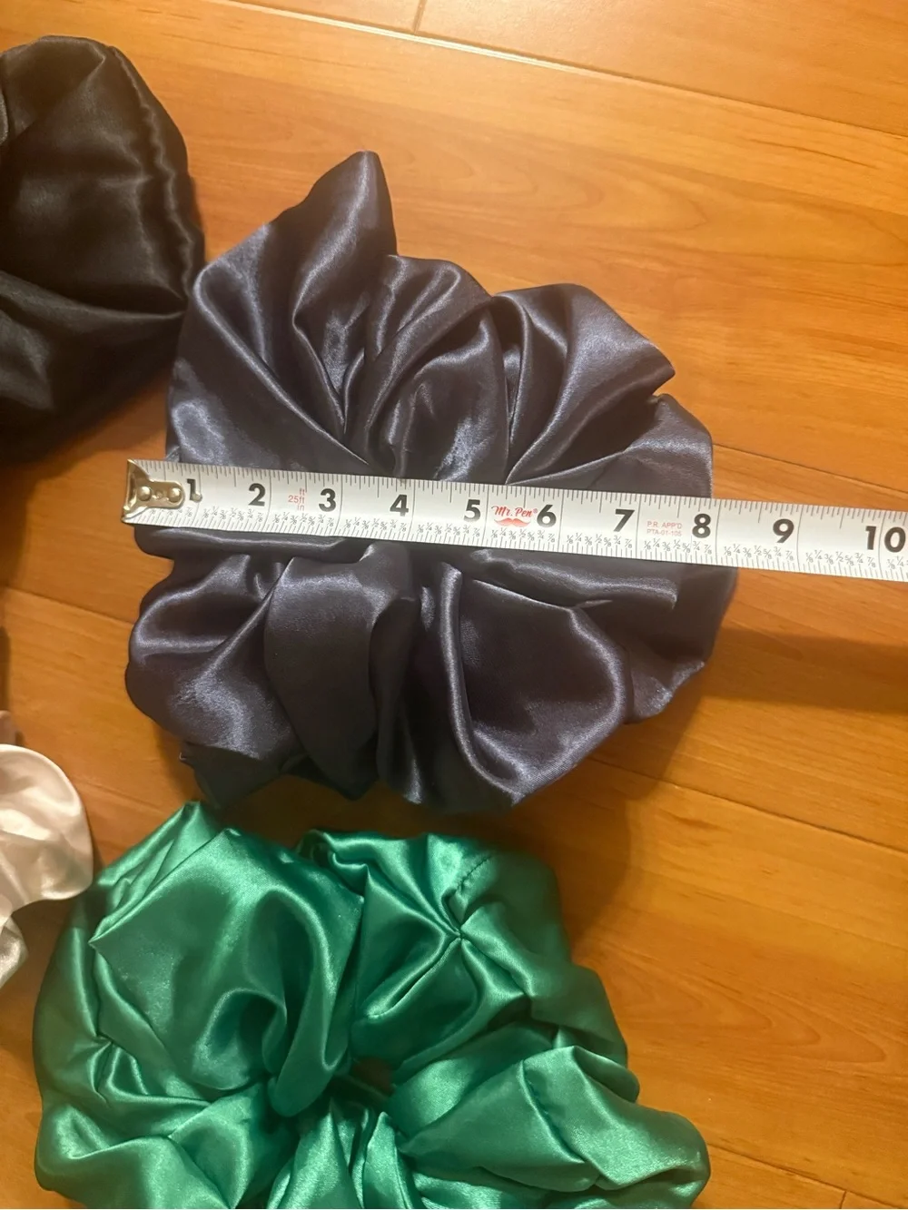 N/A luxurious oversized