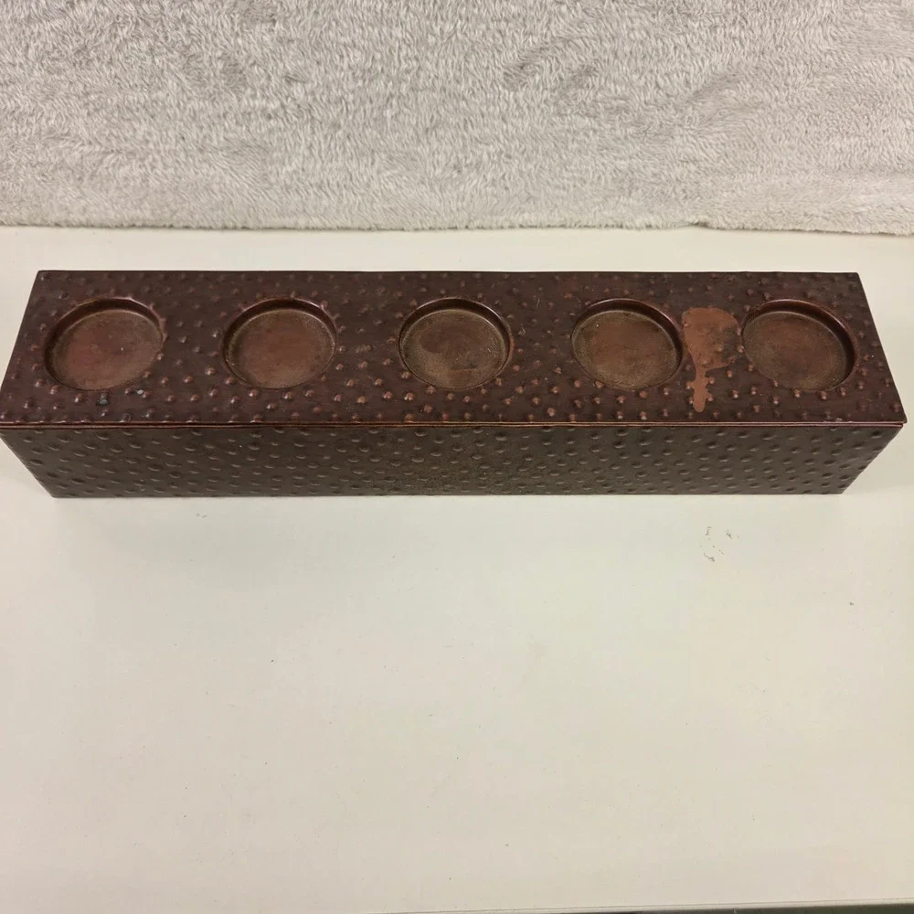 N/A hammered metal