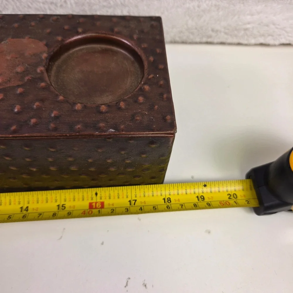 N/A hammered metal