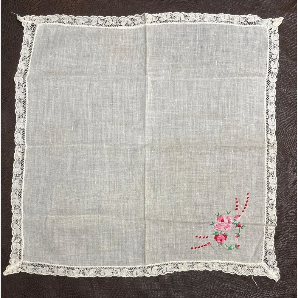 Vintage White Cotton Handkerchief With Pink‎ Floral Embroidery & Lace Trim