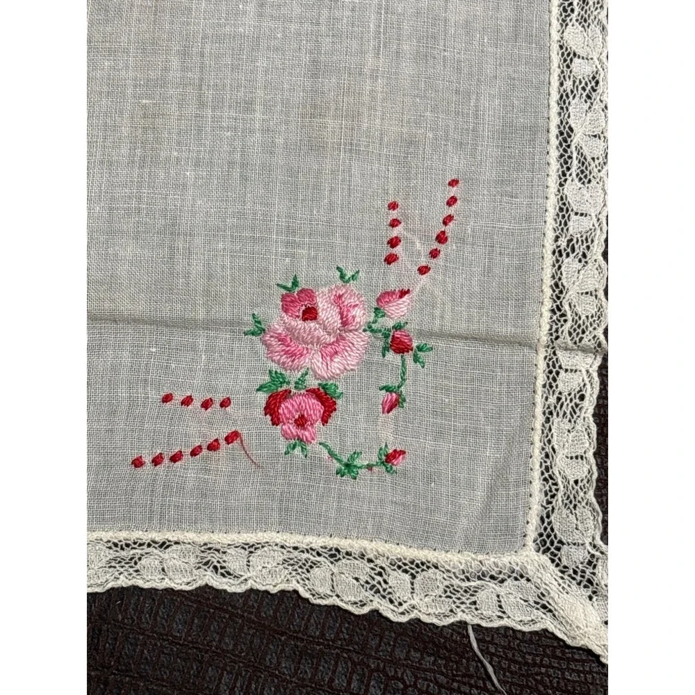 The Unbranded Brand delicate handkerchief